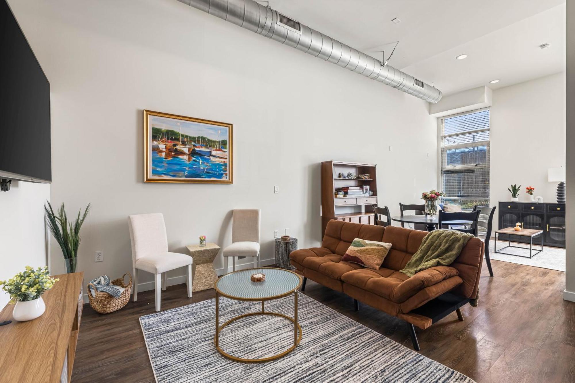 Dtla Loft, Parking, Pool, Gym, Steps To Crypto Arena * Los Angeles